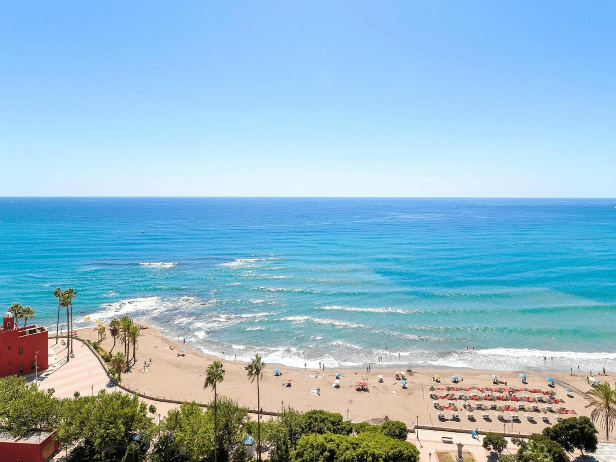 Belvilla By Oyo Estudio Benal Beach Málaga Eksteriør bilde