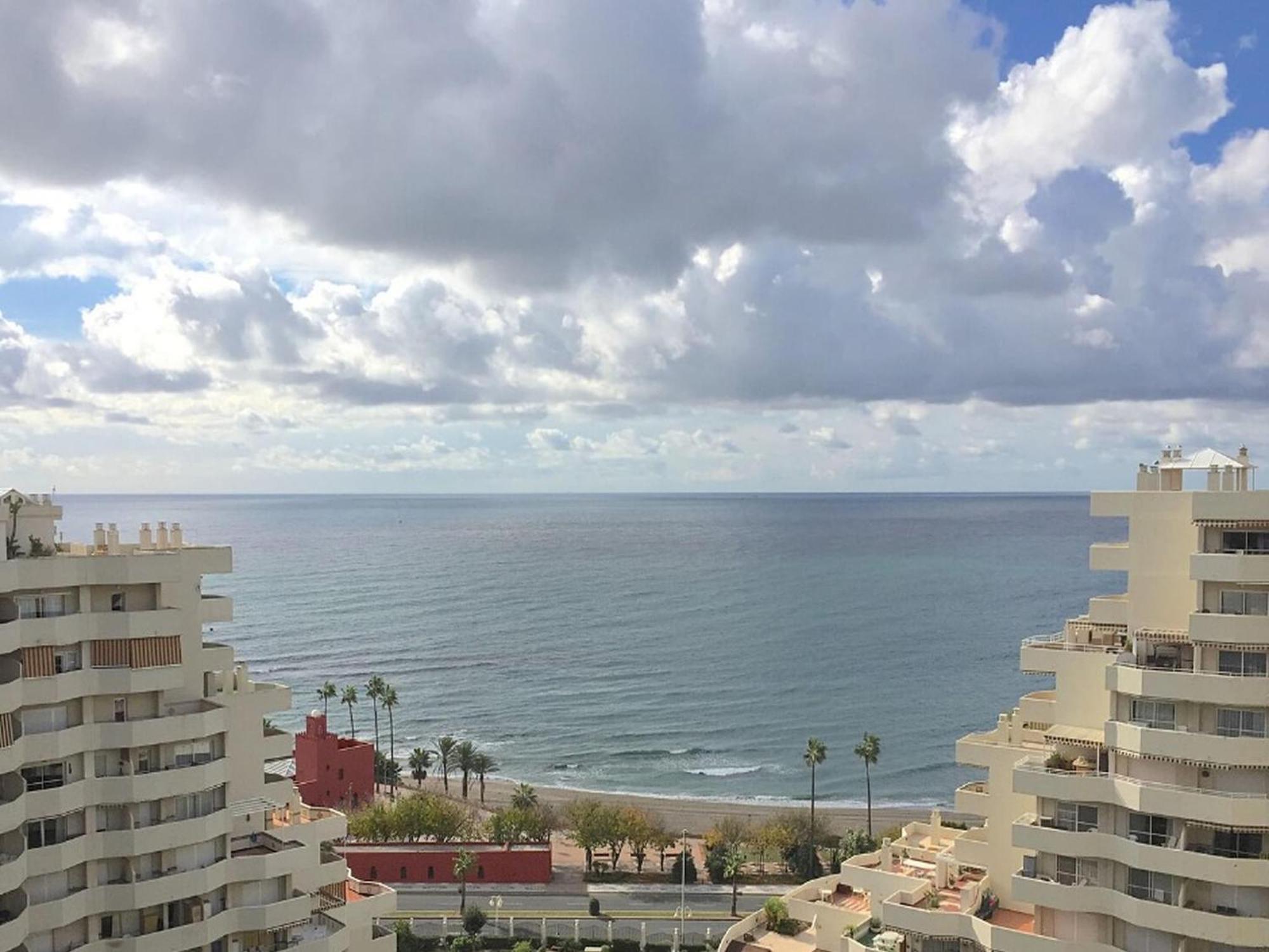 Belvilla By Oyo Estudio Benal Beach Málaga Eksteriør bilde